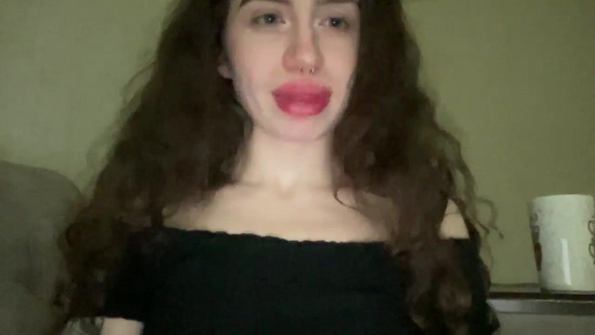 Gallery image thumbnail from CurlyDream's myfreecams stream on, 01/03/2026, 24:21 image 3 of 20
