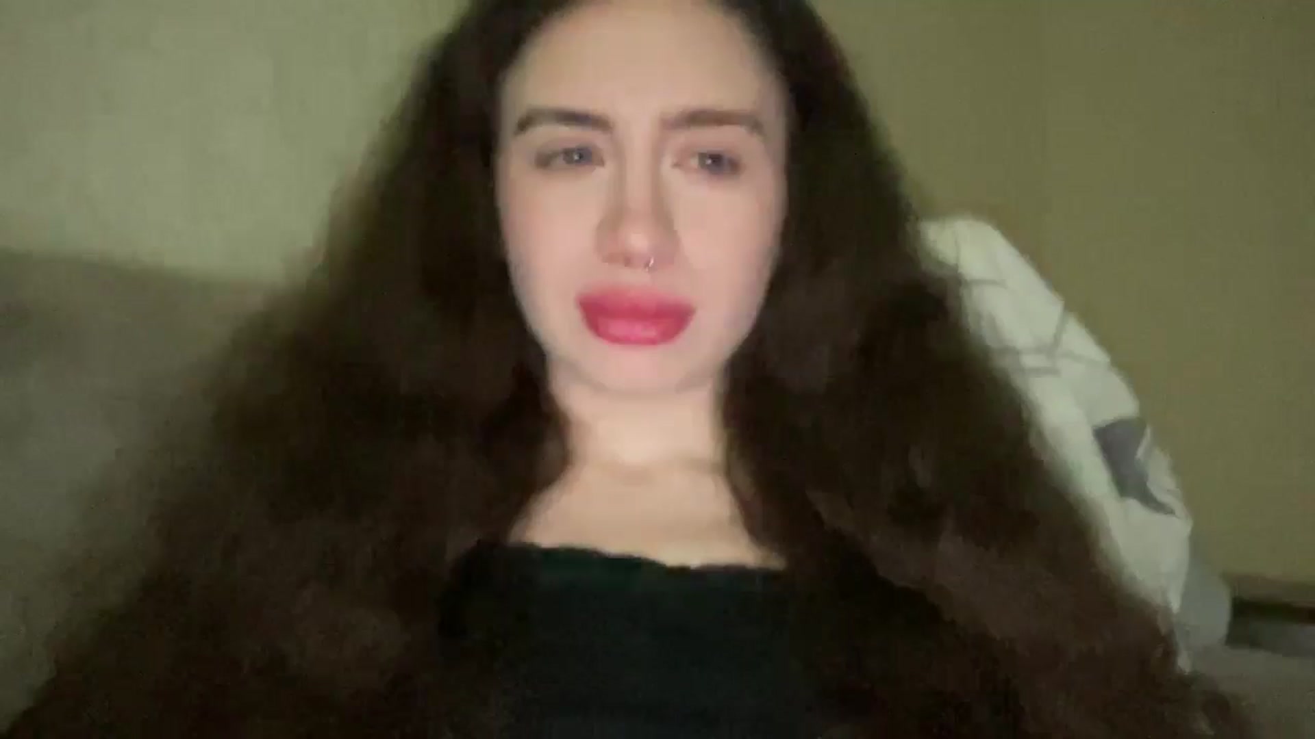Gallery image thumbnail from CurlyDream's myfreecams stream on, 01/03/2026, 18:28 image 11 of 20