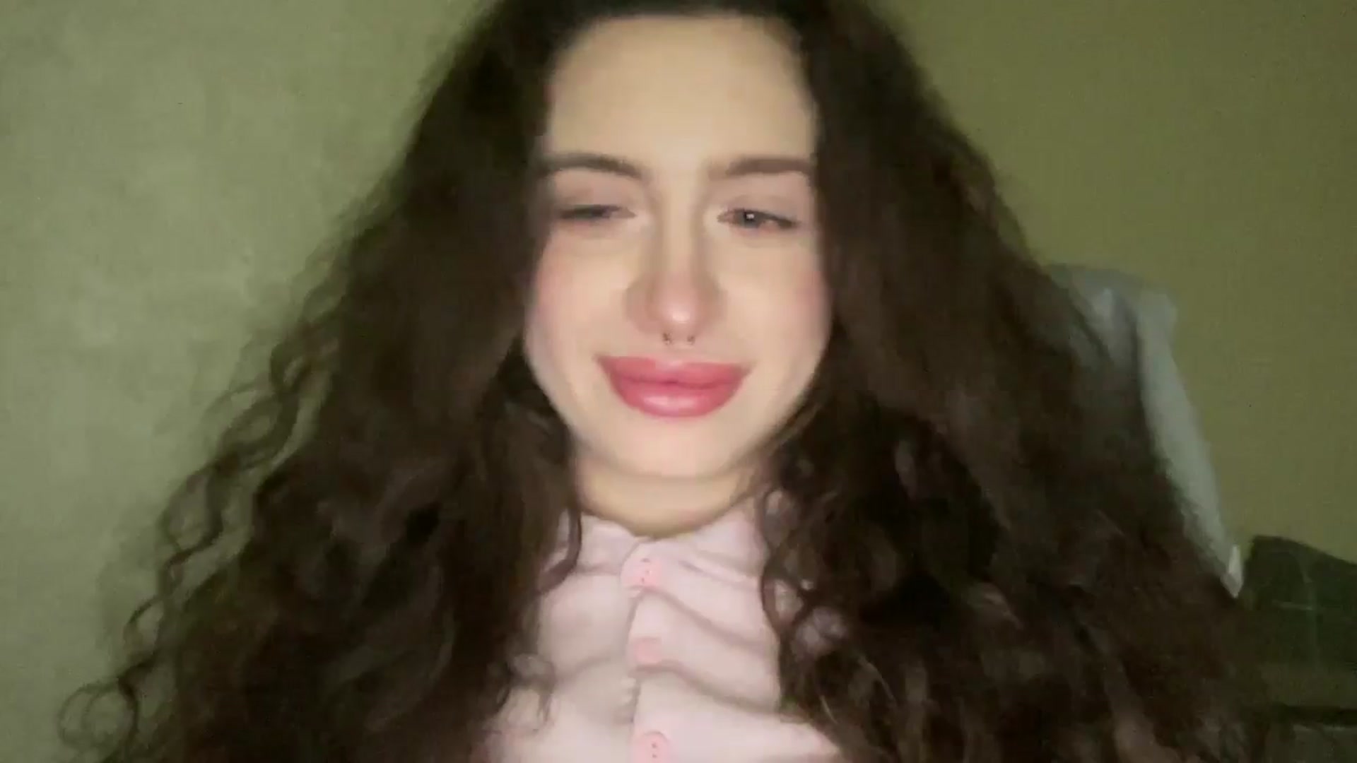 Gallery image thumbnail from CurlyDream's myfreecams stream on, 01/08/2026, 18:38 image 6 of 20