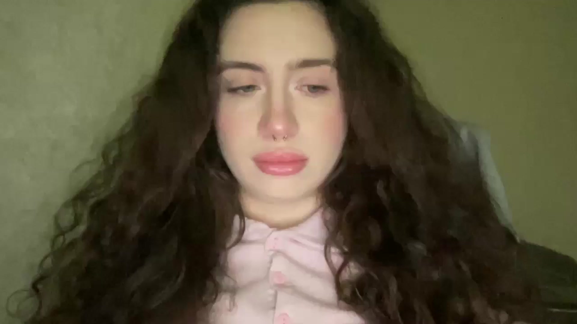 Gallery image thumbnail from CurlyDream's myfreecams stream on, 01/08/2026, 18:38 image 2 of 20