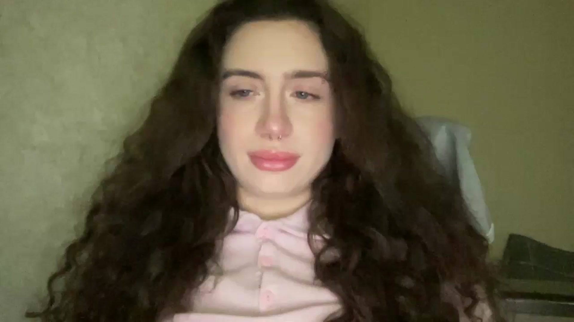 Gallery image thumbnail from CurlyDream's myfreecams stream on, 01/08/2026, 18:38 image 15 of 20