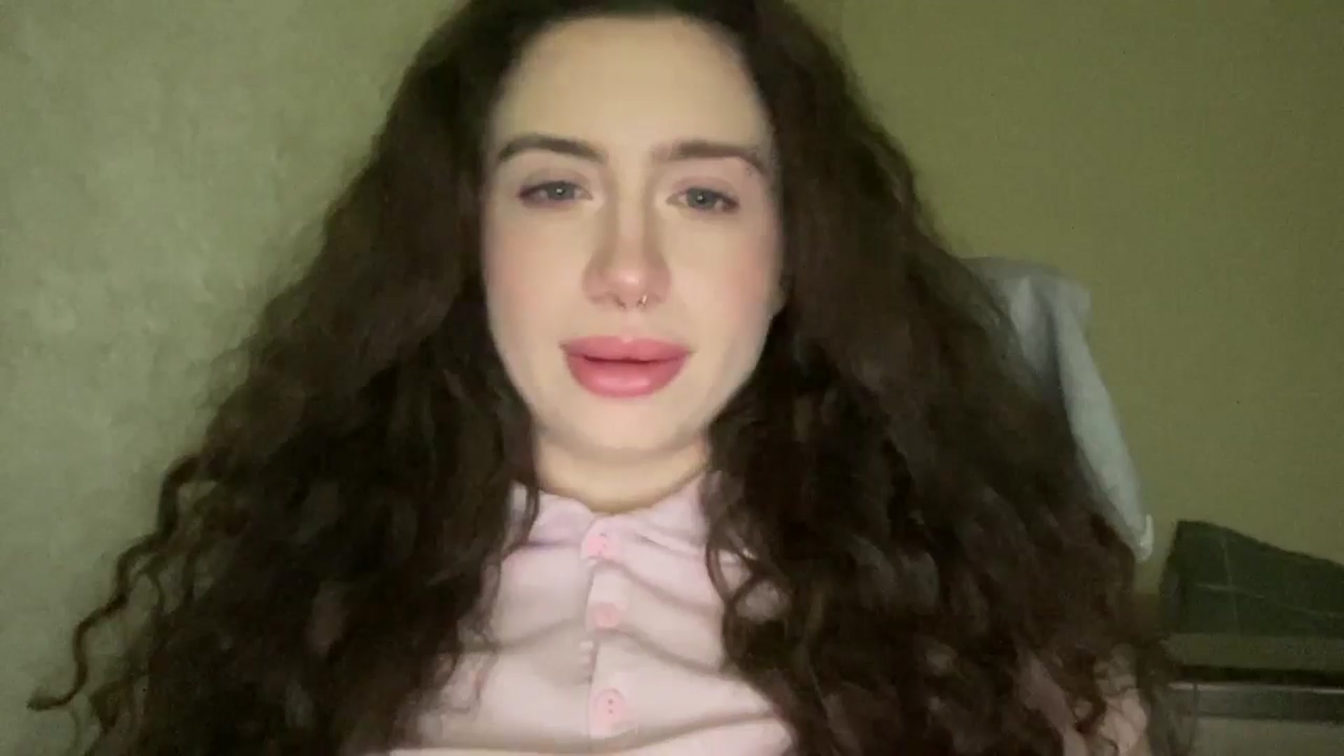 Gallery image thumbnail from CurlyDream's myfreecams stream on, 01/08/2026, 18:38 image 12 of 20