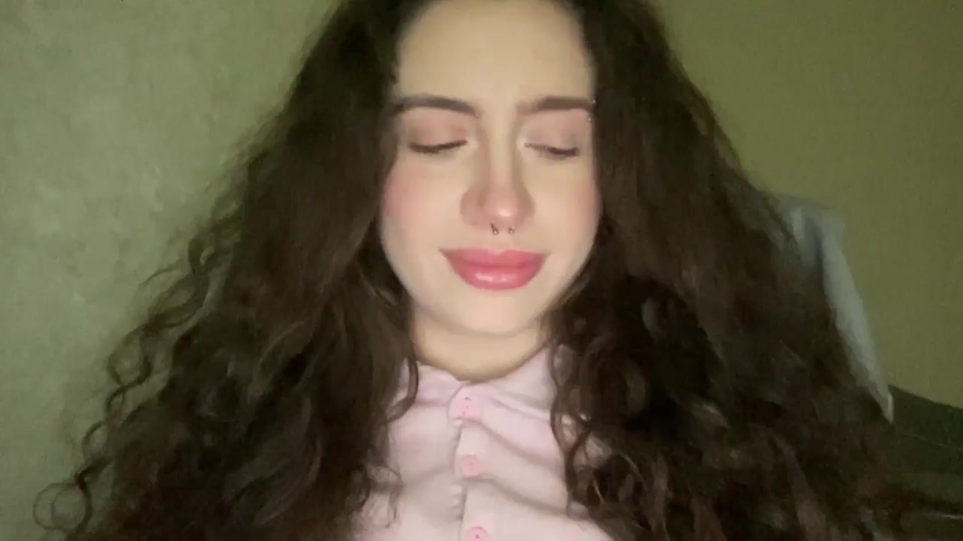 Gallery image thumbnail from CurlyDream's myfreecams stream on, 01/08/2026, 18:38 image 4 of 20