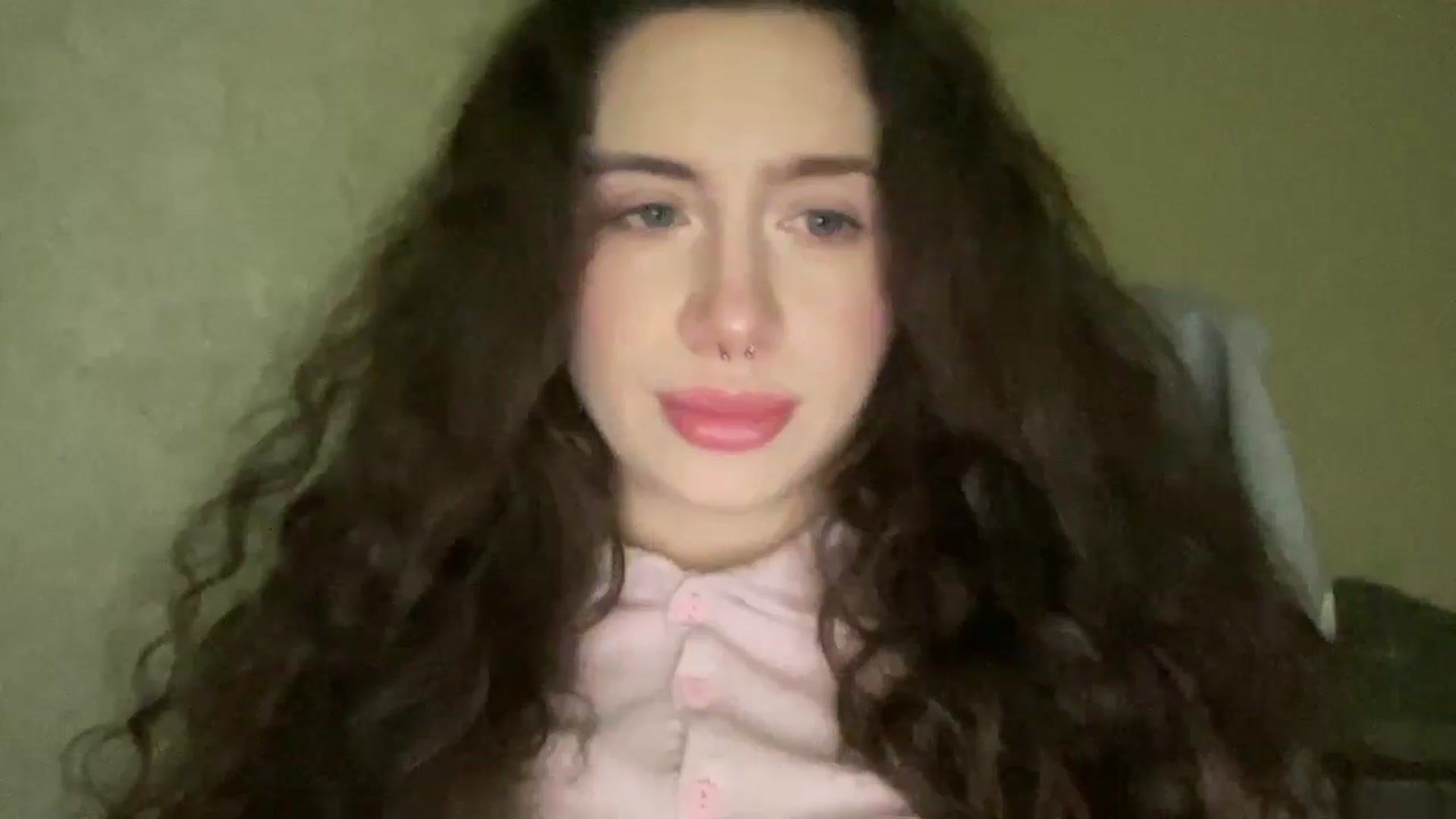 Gallery image thumbnail from CurlyDream's myfreecams stream on, 01/08/2026, 18:38 image 8 of 20