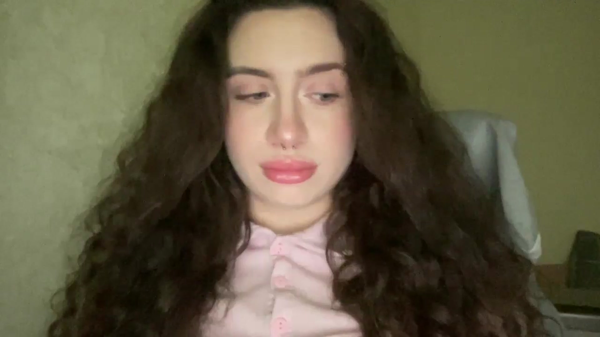Gallery image thumbnail from CurlyDream's myfreecams stream on, 01/08/2026, 18:38 image 20 of 20