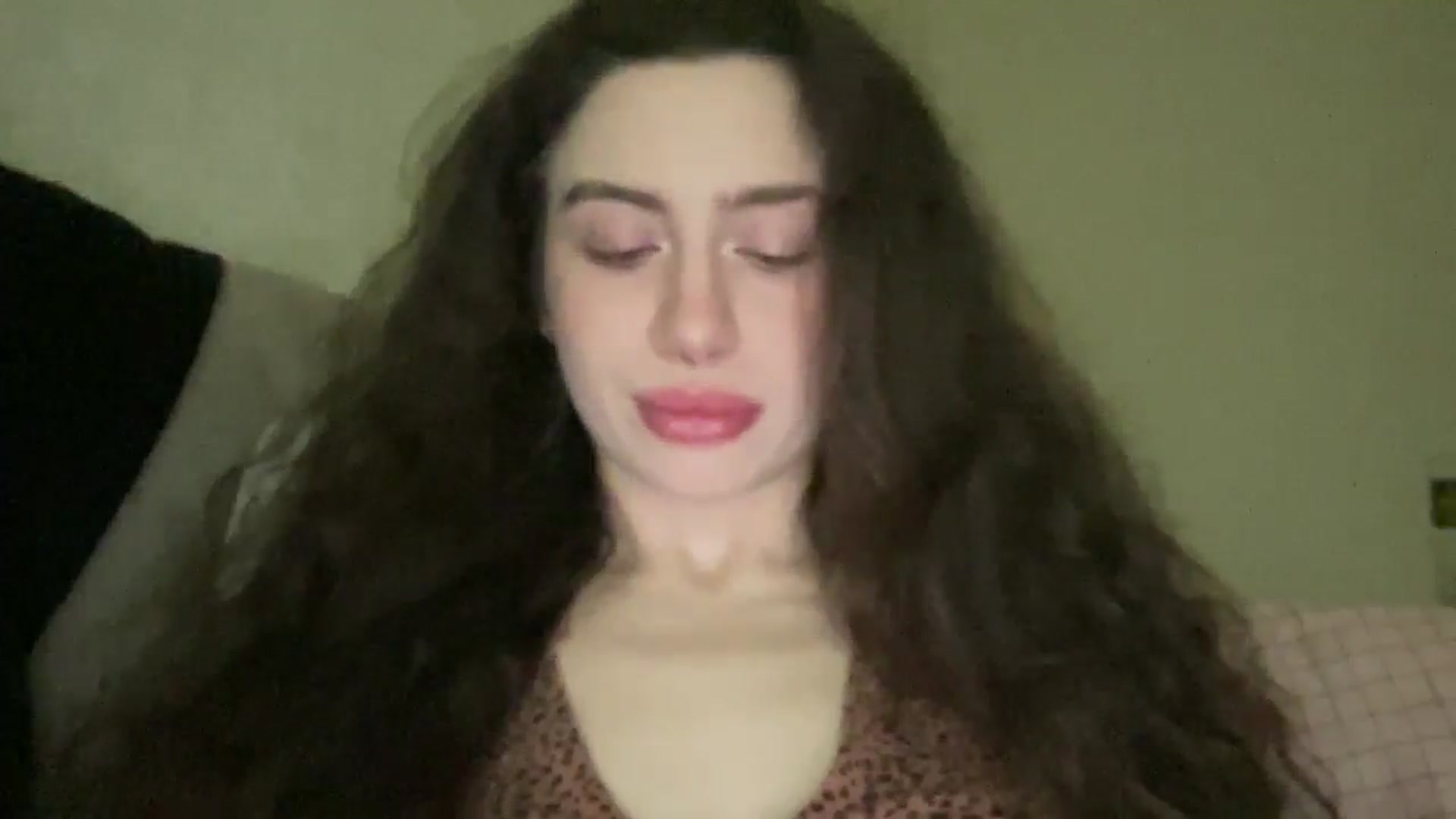 Gallery image thumbnail from CurlyDream's myfreecams stream on, 01/09/2026, 23:15 image 19 of 20