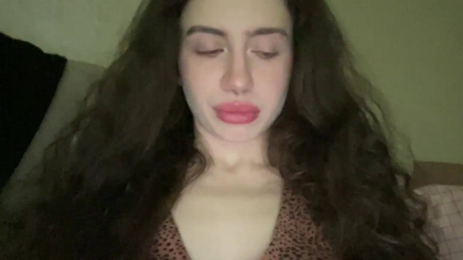 Gallery image thumbnail from CurlyDream's myfreecams stream on, 01/09/2026, 23:15 image 2 of 20