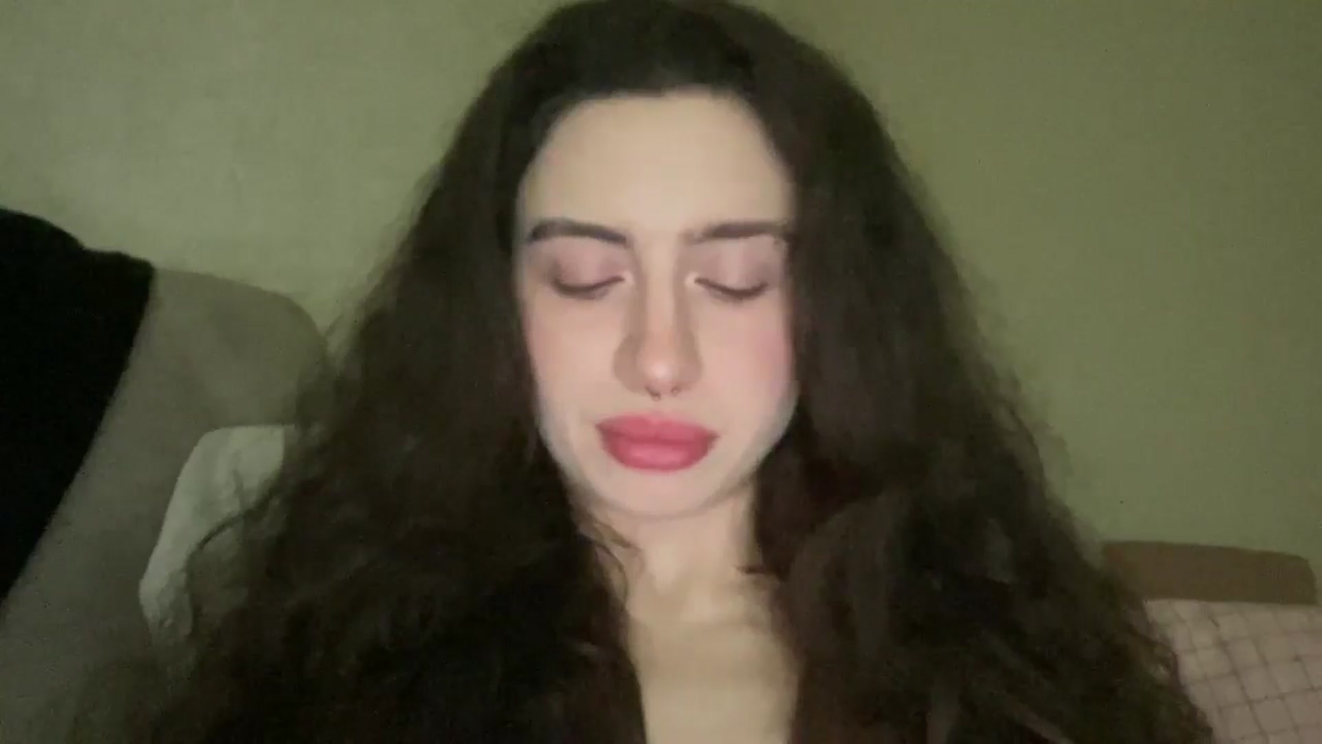 Gallery image thumbnail from CurlyDream's myfreecams stream on, 01/10/2026, 24:01 image 20 of 20