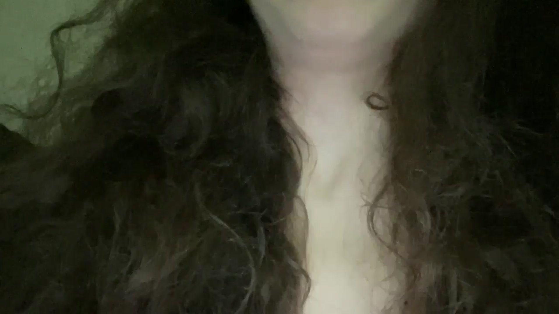 Gallery image thumbnail from CurlyDream's myfreecams stream on, 01/10/2026, 24:01 image 12 of 20