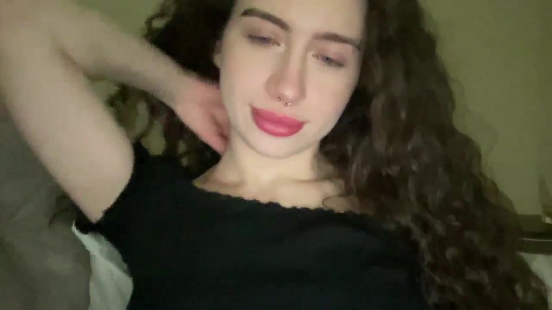 Gallery image thumbnail from CurlyDream's myfreecams stream on, 01/13/2026, 21:50 image 11 of 20