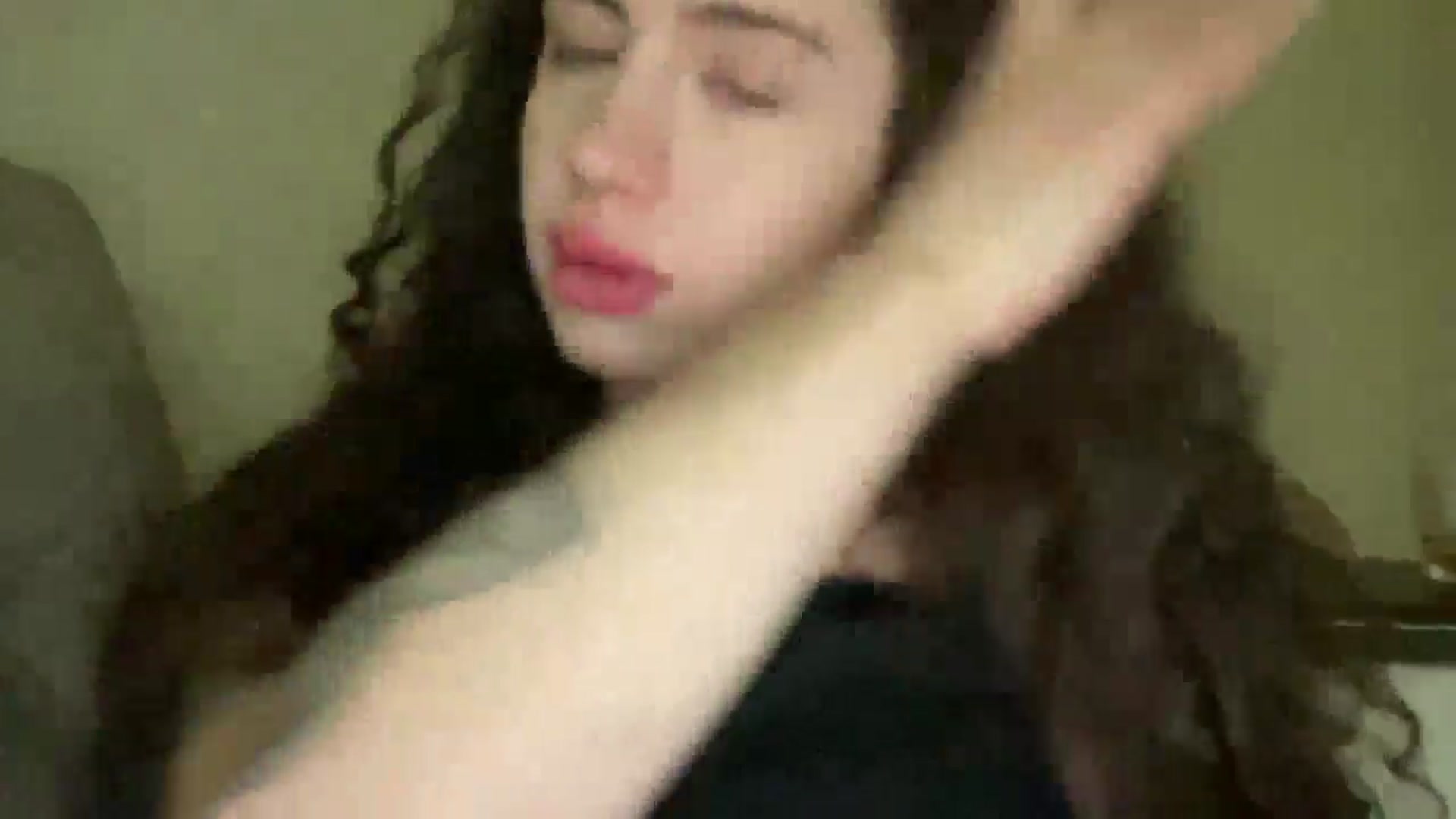 Gallery image thumbnail from CurlyDream's myfreecams stream on, 01/13/2026, 21:50 image 10 of 20