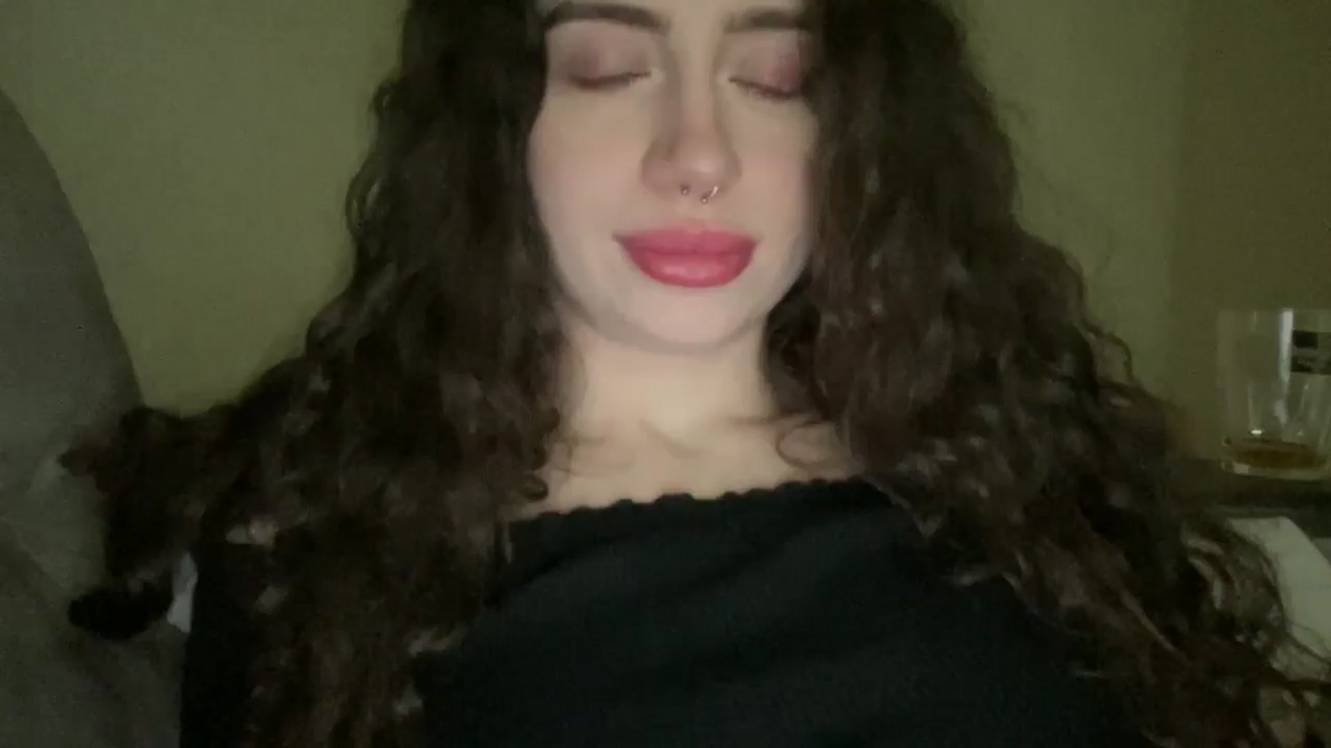 Gallery image thumbnail from CurlyDream's myfreecams stream on, 01/13/2026, 21:50 image 14 of 20
