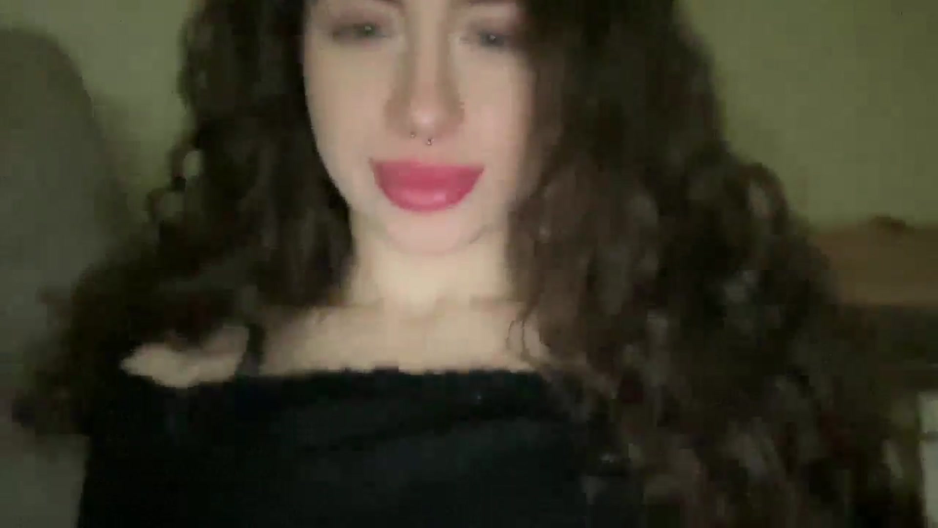 Gallery image thumbnail from CurlyDream's myfreecams stream on, 01/13/2026, 21:50 image 18 of 20