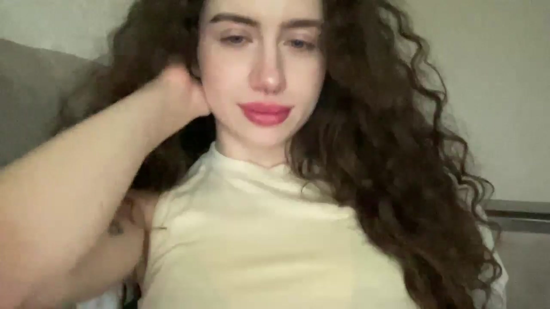 Gallery image thumbnail from CurlyDream's myfreecams stream on, 01/14/2026, 14:35 image 19 of 20