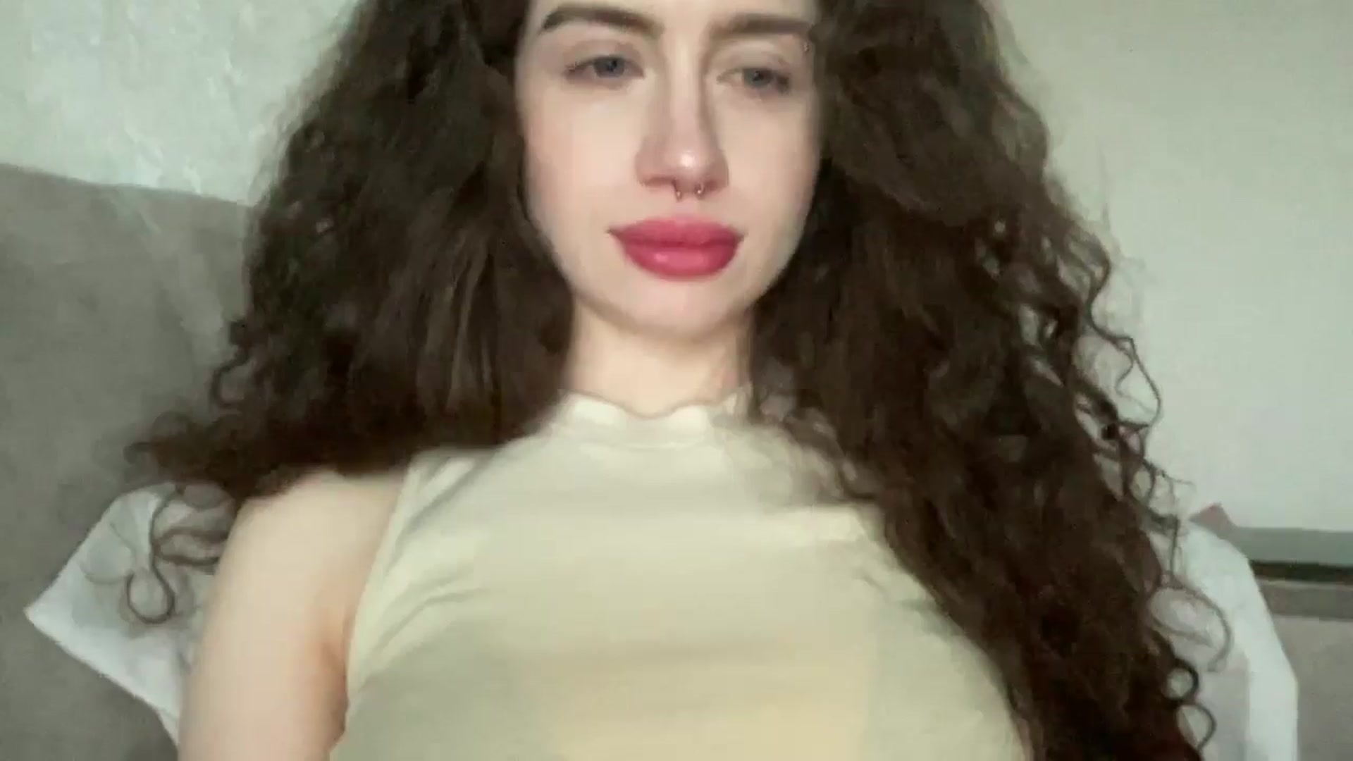 Gallery image thumbnail from CurlyDream's myfreecams stream on, 01/14/2026, 14:35 image 4 of 20