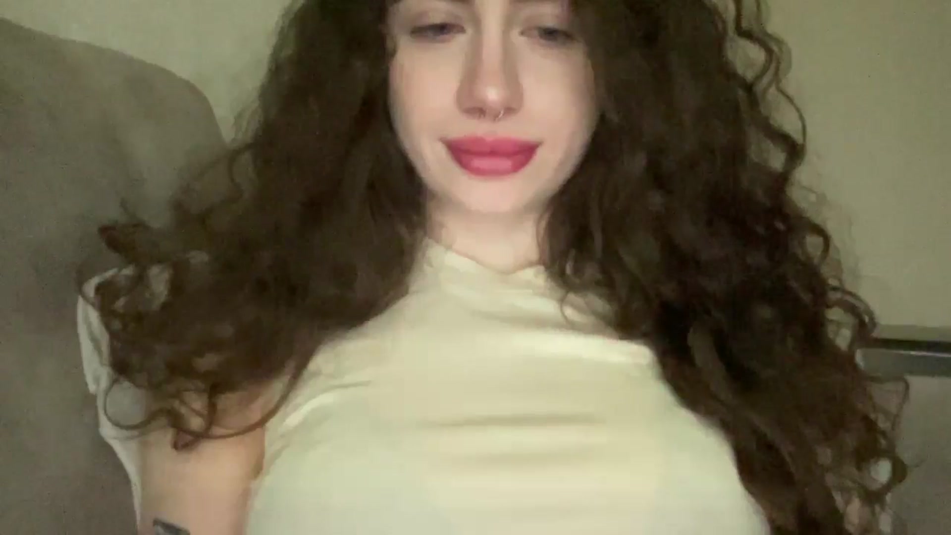 Gallery image thumbnail from CurlyDream's myfreecams stream on, 01/14/2026, 15:00 image 9 of 20