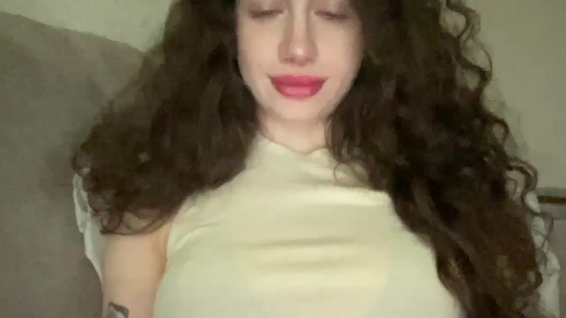 Gallery image thumbnail from CurlyDream's myfreecams stream on, 01/14/2026, 15:00 image 4 of 20