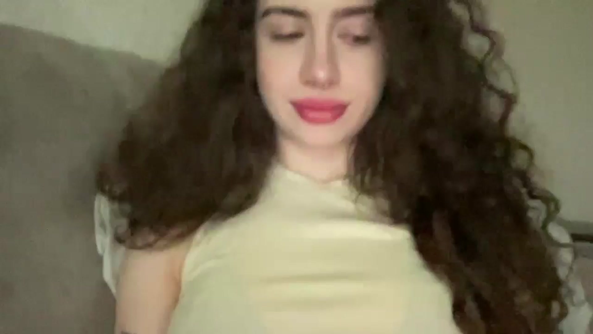 Gallery image thumbnail from CurlyDream's myfreecams stream on, 01/14/2026, 15:00 image 1 of 20