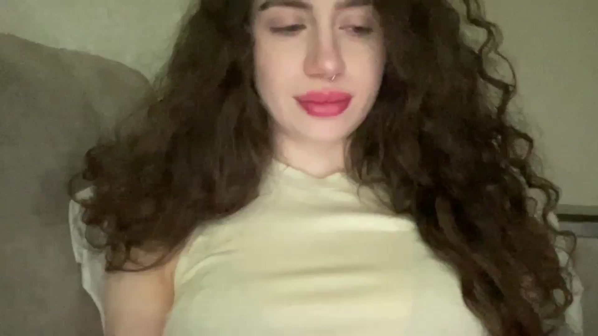 Gallery image thumbnail from CurlyDream's myfreecams stream on, 01/14/2026, 15:00 image 5 of 20