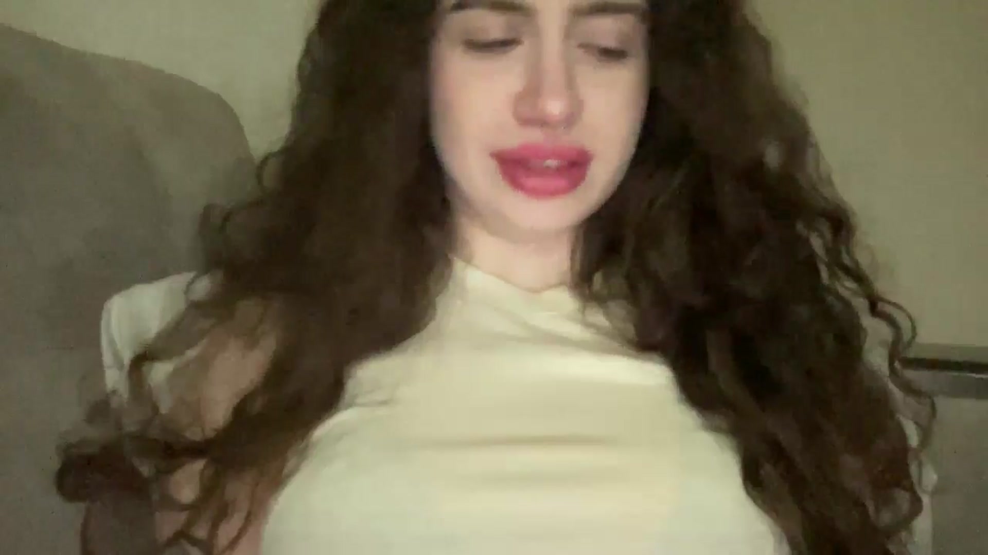 Gallery image thumbnail from CurlyDream's myfreecams stream on, 01/14/2026, 15:00 image 12 of 20