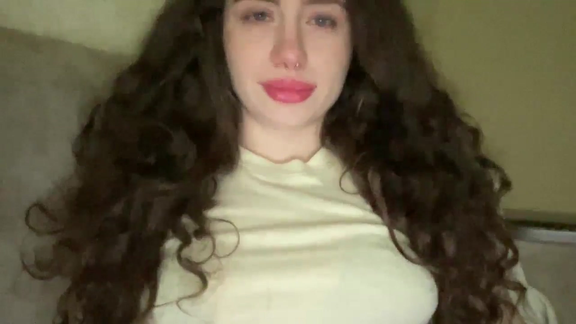 Gallery image thumbnail from CurlyDream's myfreecams stream on, 01/14/2026, 22:29 image 7 of 20