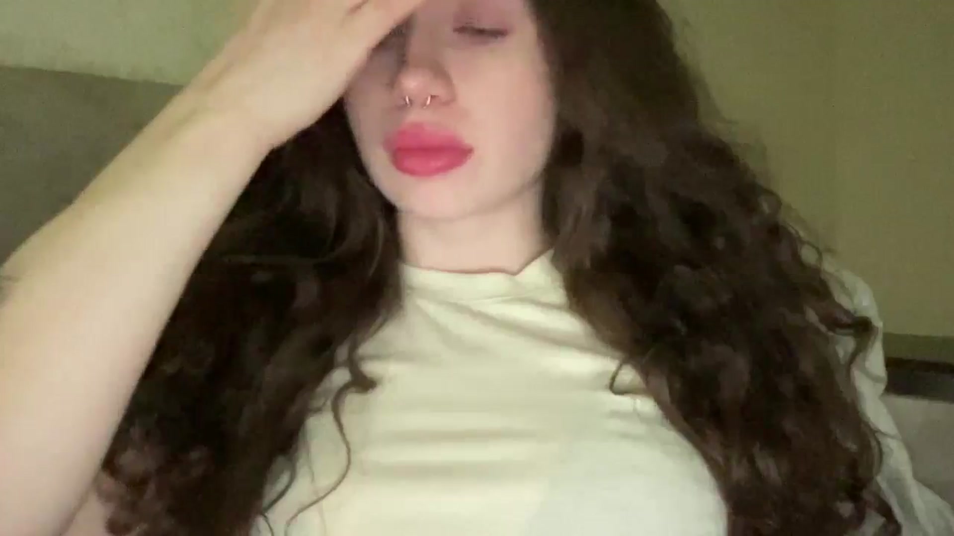 Gallery image thumbnail from CurlyDream's myfreecams stream on, 01/14/2026, 22:29 image 19 of 20