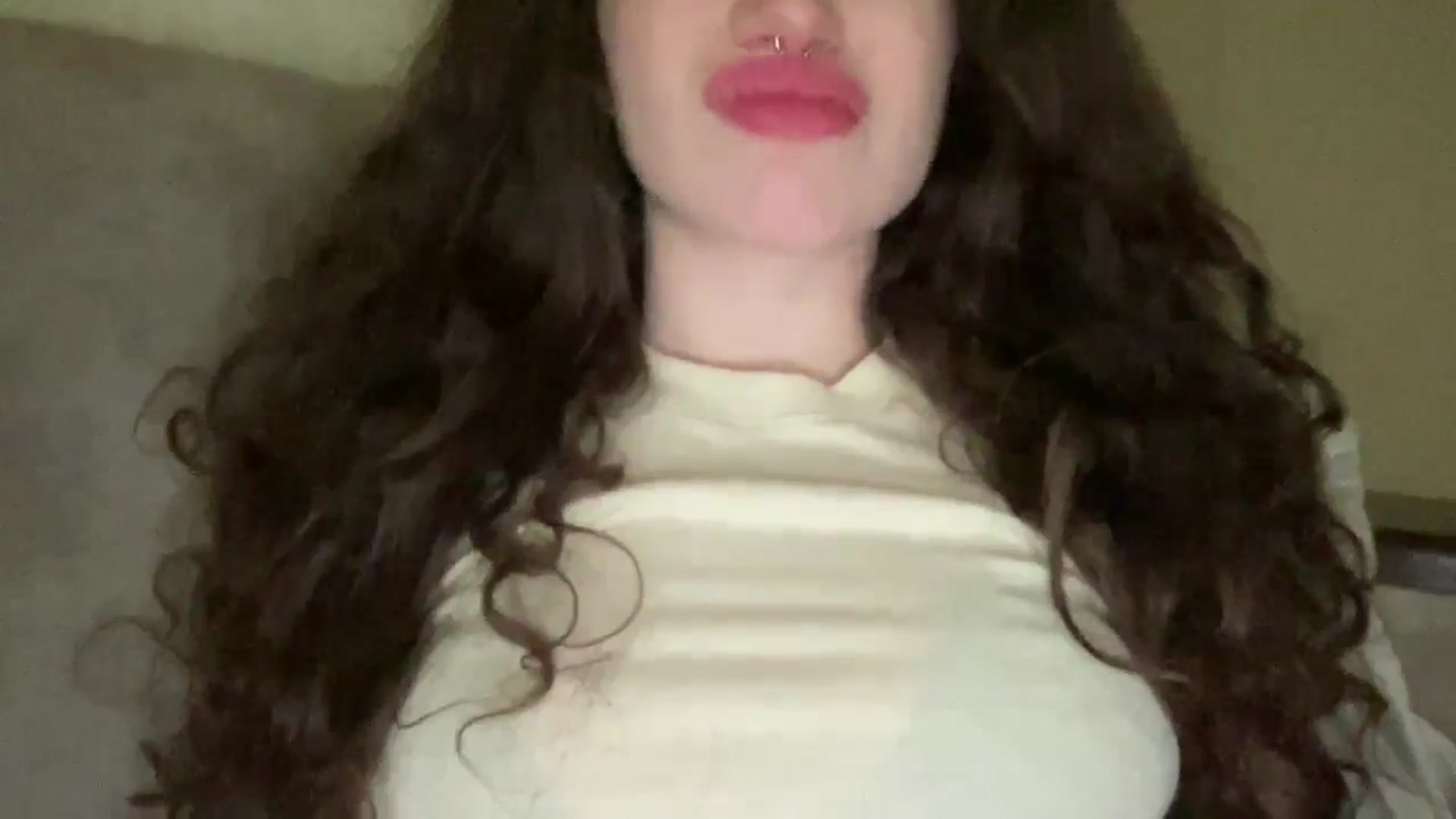 Gallery image thumbnail from CurlyDream's myfreecams stream on, 01/14/2026, 22:29 image 12 of 20