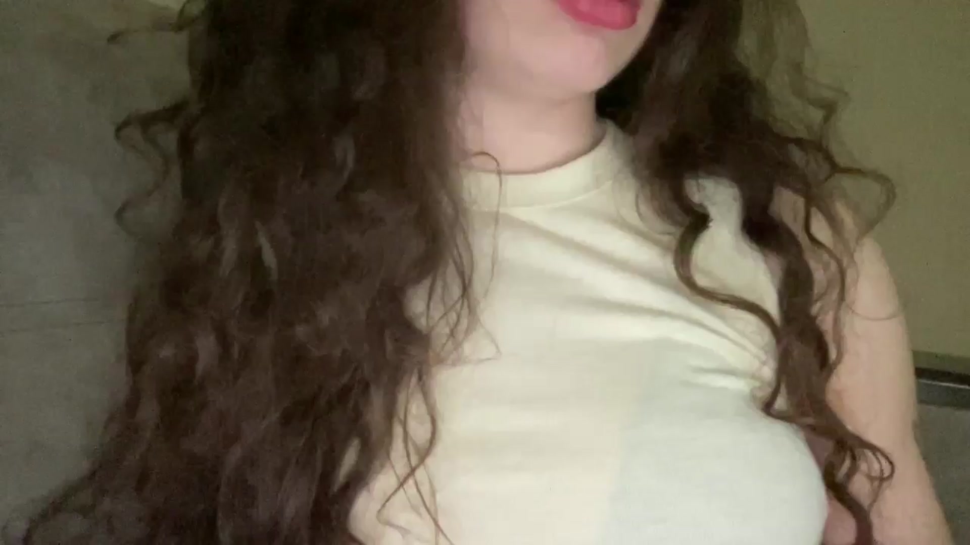Gallery image thumbnail from CurlyDream's myfreecams stream on, 01/14/2026, 23:41 image 11 of 20