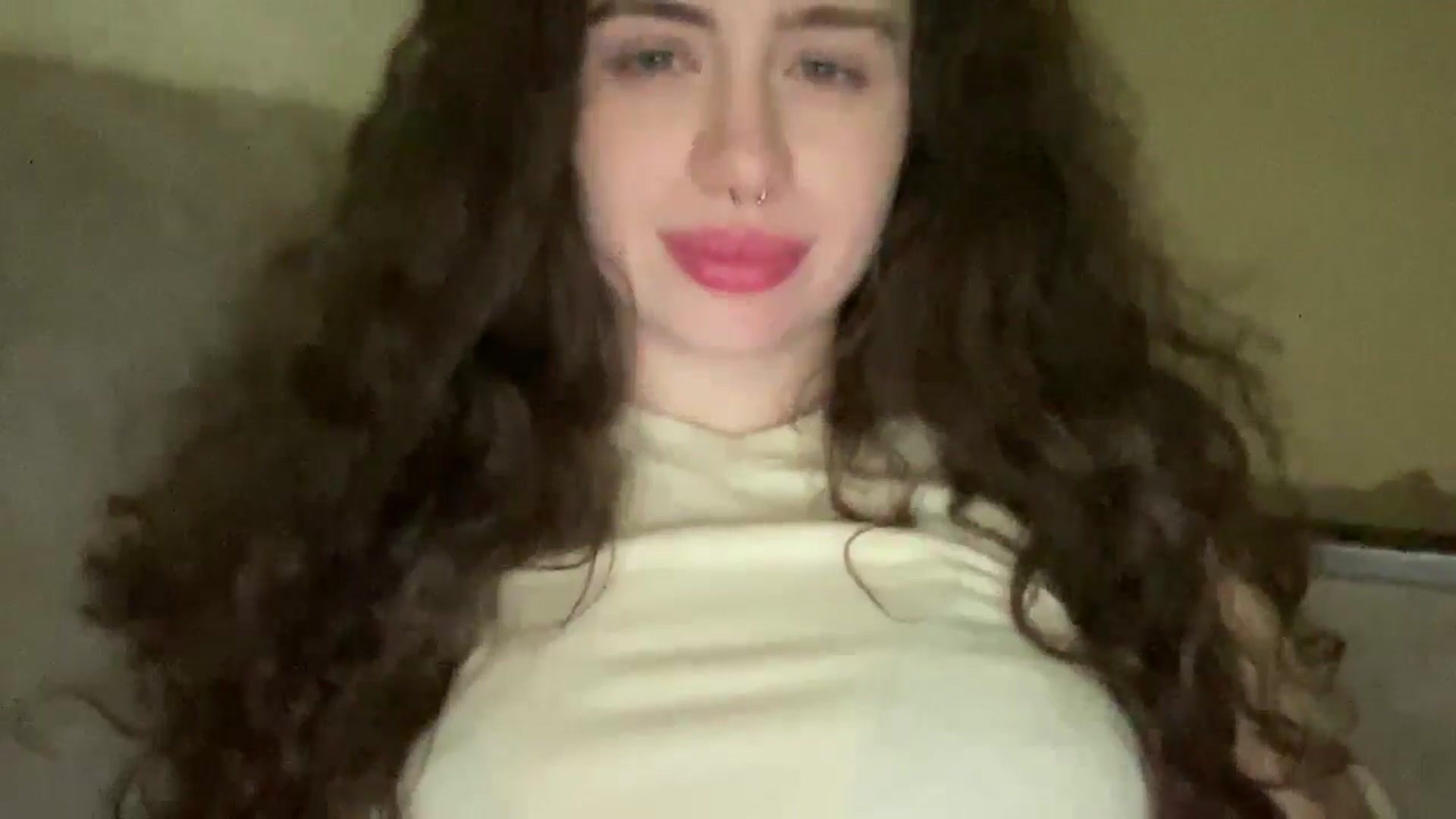 Gallery image thumbnail from CurlyDream's myfreecams stream on, 01/14/2026, 23:41 image 20 of 20