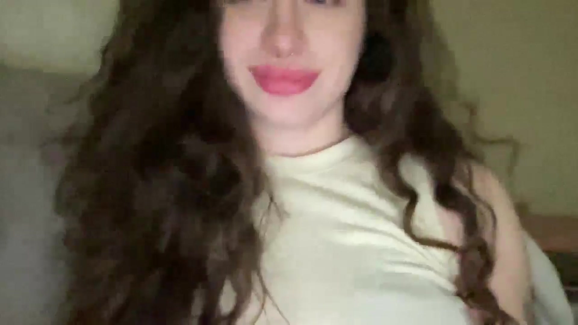 Gallery image thumbnail from CurlyDream's myfreecams stream on, 01/14/2026, 23:41 image 6 of 20