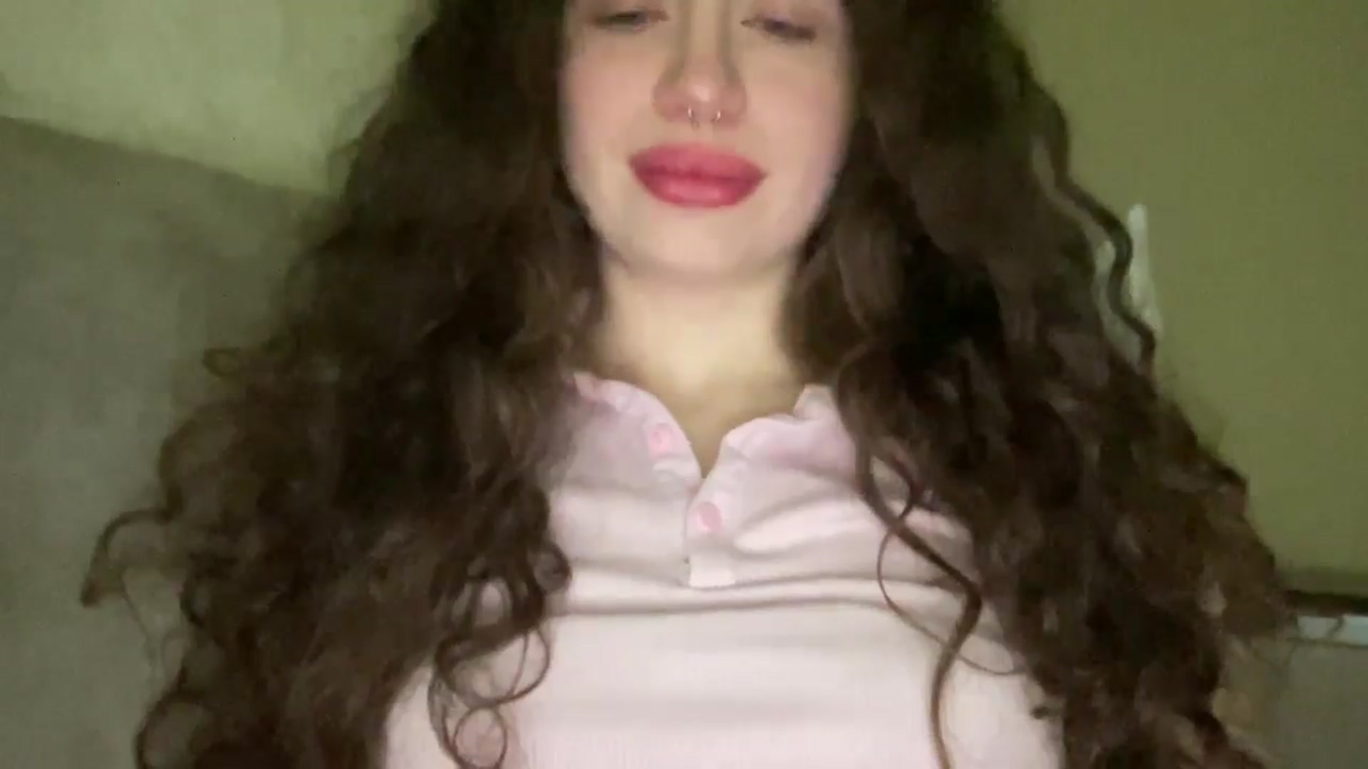 Gallery image thumbnail from CurlyDream's myfreecams stream on, 01/15/2026, 17:53 image 6 of 20
