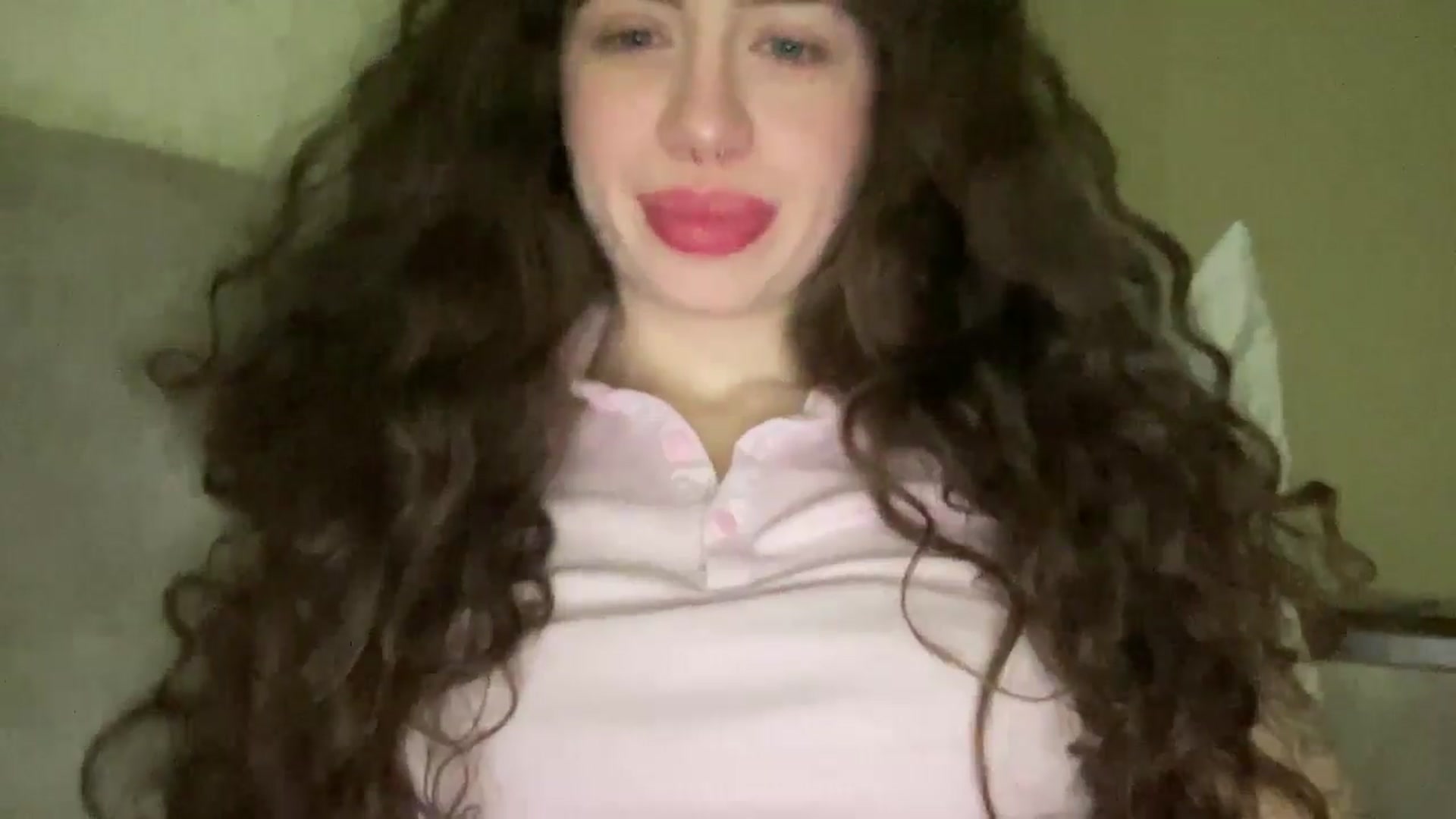 Gallery image thumbnail from CurlyDream's myfreecams stream on, 01/15/2026, 17:53 image 3 of 20