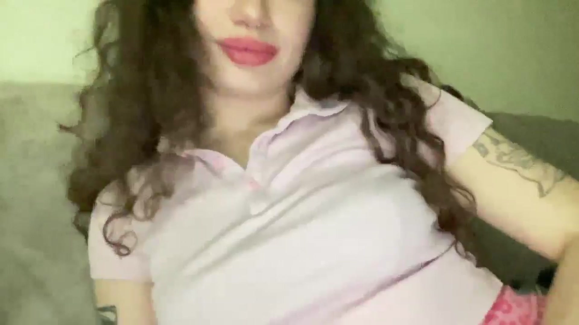 Gallery image thumbnail from CurlyDream's myfreecams stream on, 01/15/2026, 18:15 image 20 of 20