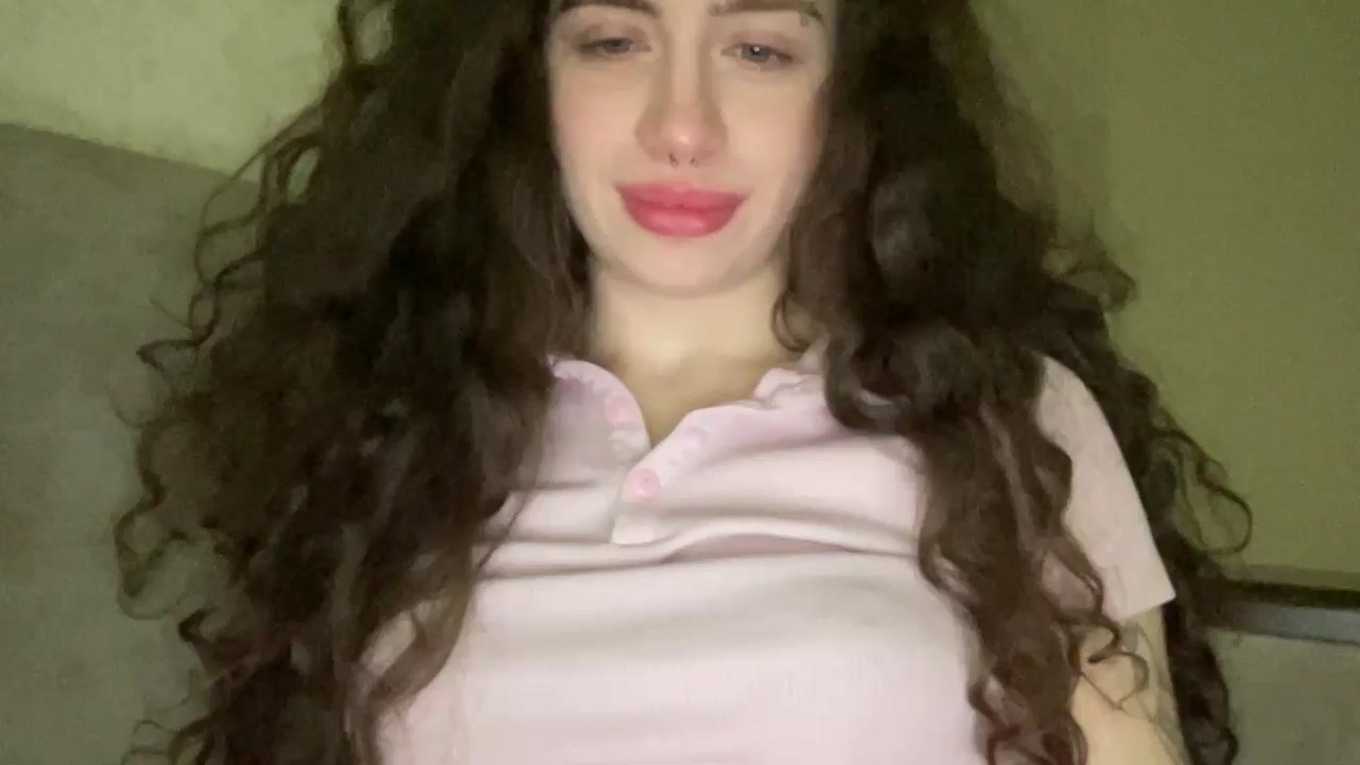 Gallery image thumbnail from CurlyDream's myfreecams stream on, 01/15/2026, 19:20 image 11 of 20