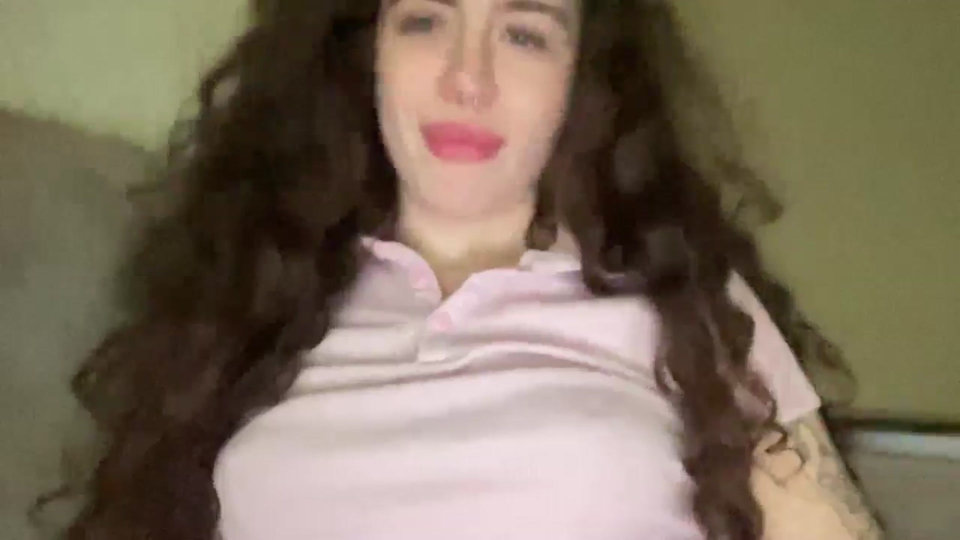 Gallery image thumbnail from CurlyDream's myfreecams stream on, 01/15/2026, 19:20 image 7 of 20