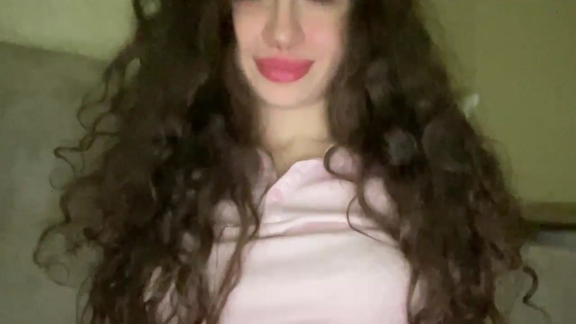 Gallery image thumbnail from CurlyDream's myfreecams stream on, 01/15/2026, 19:20 image 16 of 20