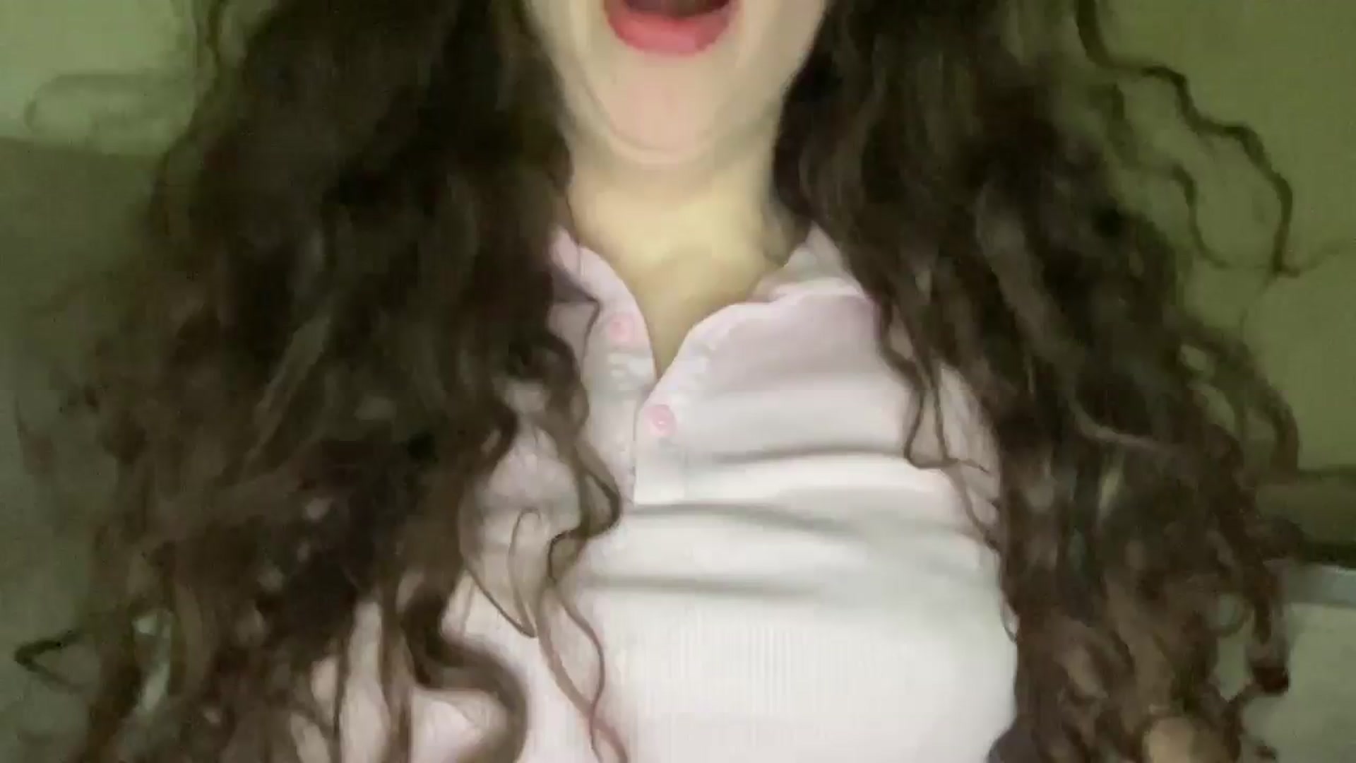 Gallery image thumbnail from CurlyDream's myfreecams stream on, 01/15/2026, 19:20 image 1 of 20