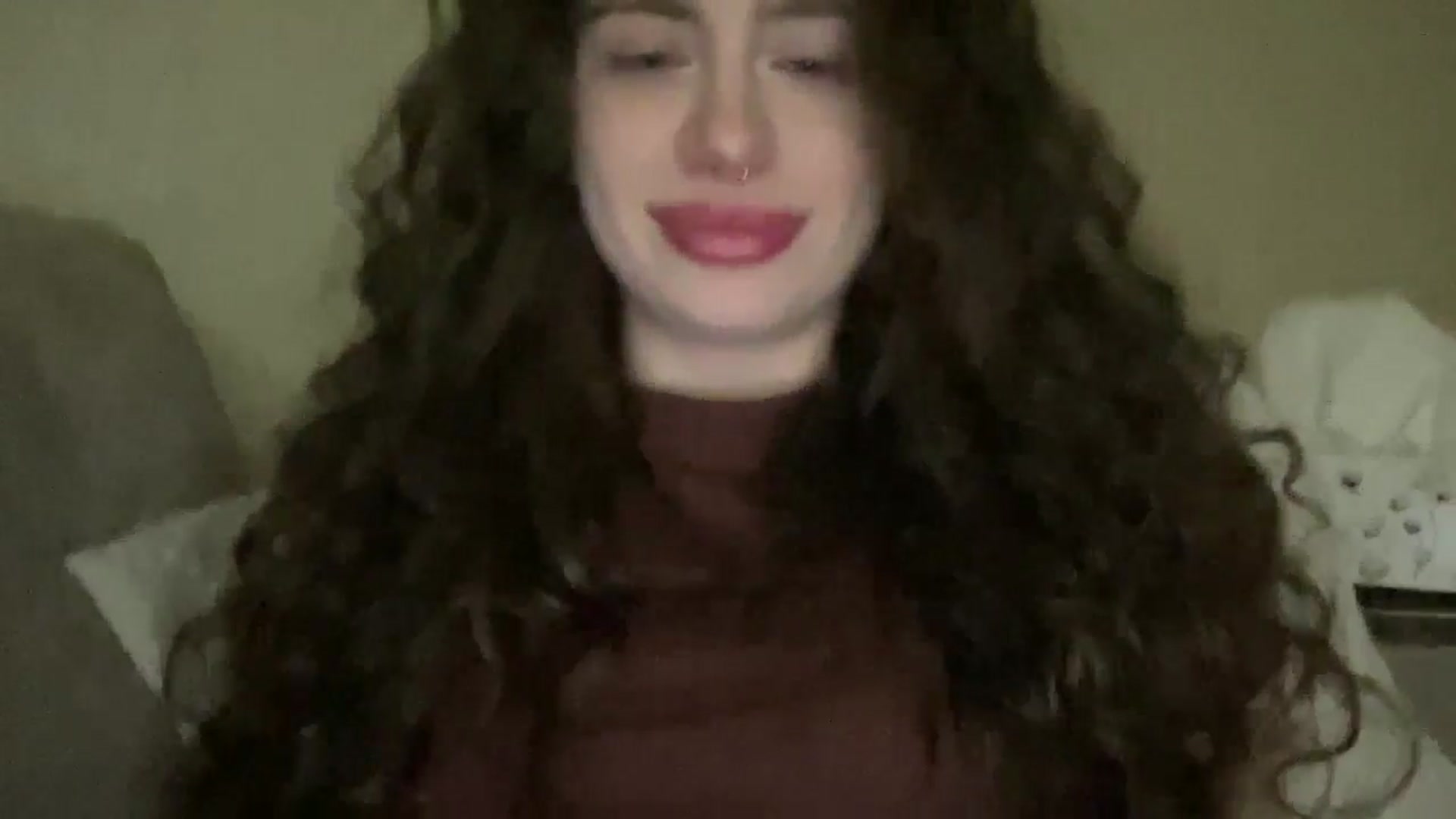 Gallery image thumbnail from CurlyDream's myfreecams stream on, 01/16/2026, 22:03 image 6 of 20