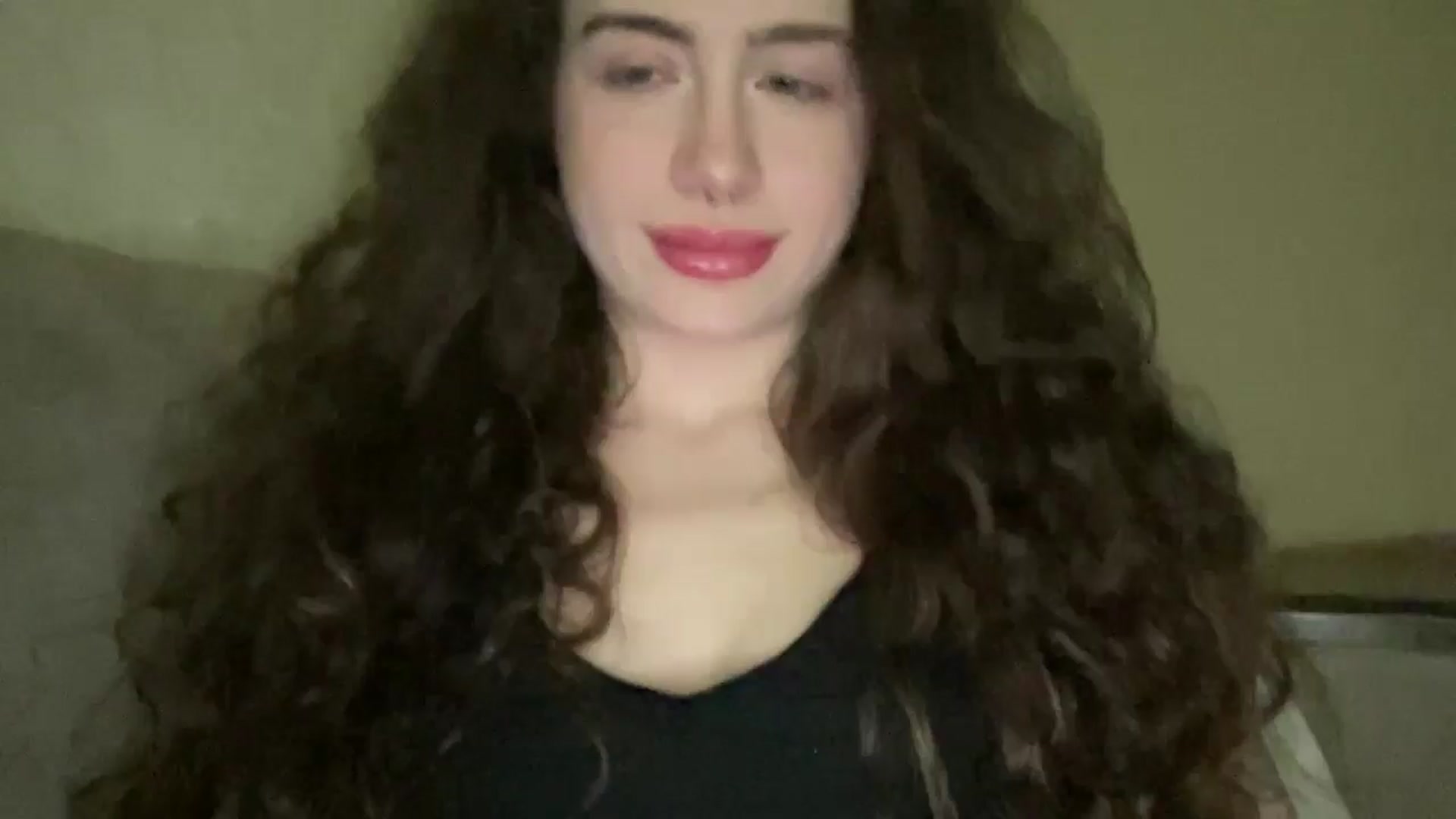 Gallery image thumbnail from CurlyDream's myfreecams stream on, 01/17/2026, 21:12 image 2 of 20