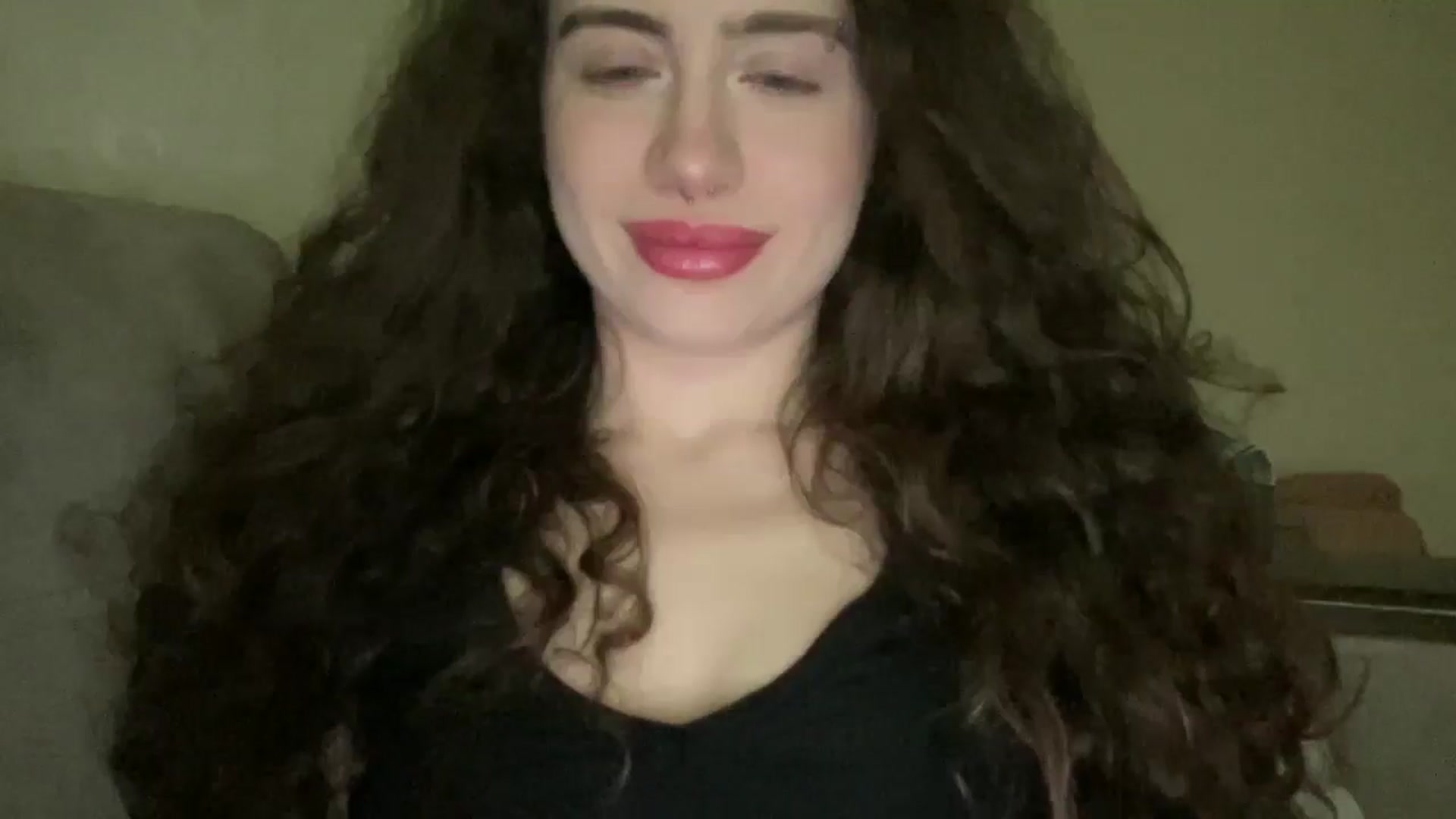 Gallery image thumbnail from CurlyDream's myfreecams stream on, 01/17/2026, 21:12 image 10 of 20