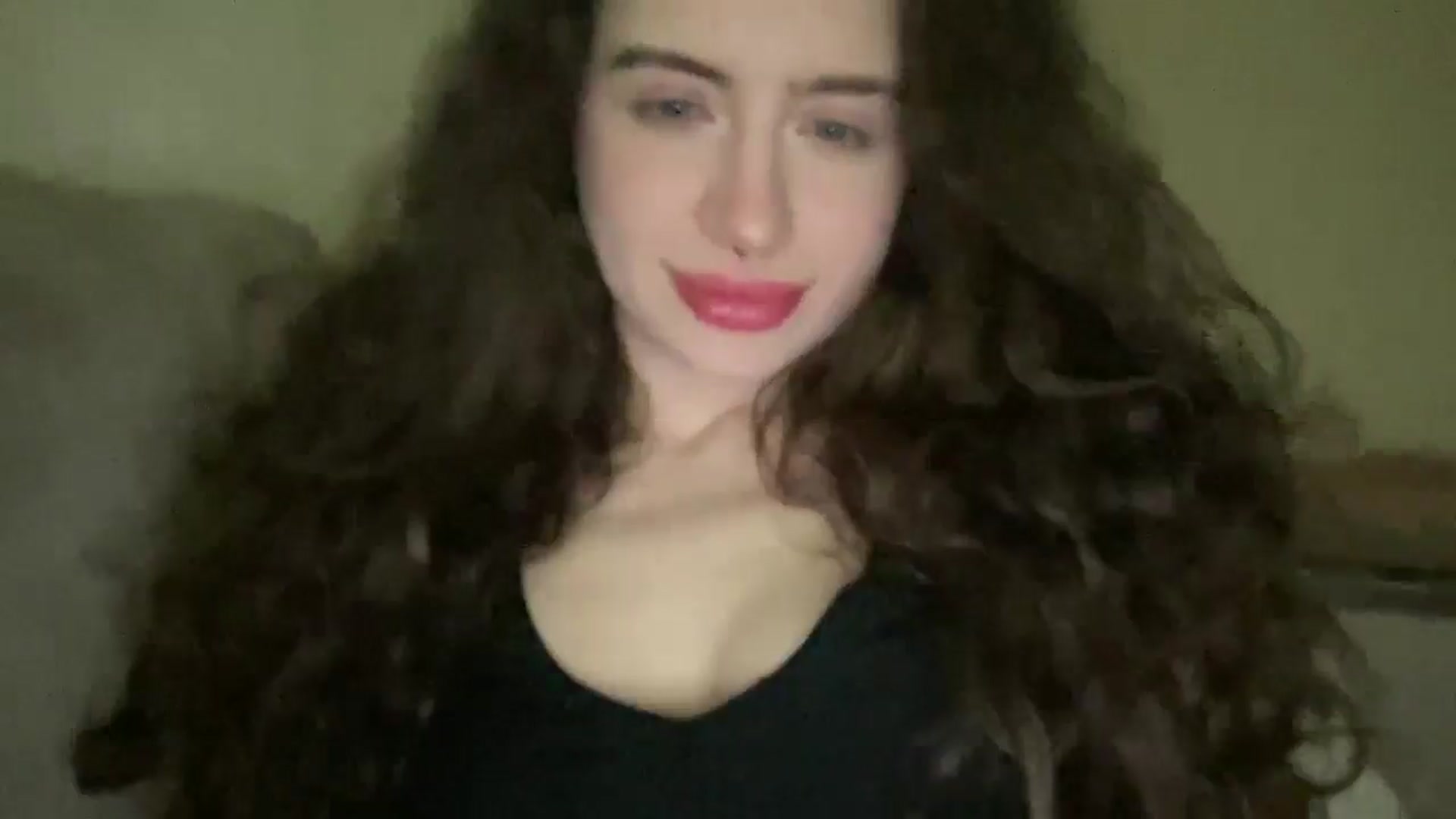 Gallery image thumbnail from CurlyDream's myfreecams stream on, 01/17/2026, 21:12 image 16 of 20