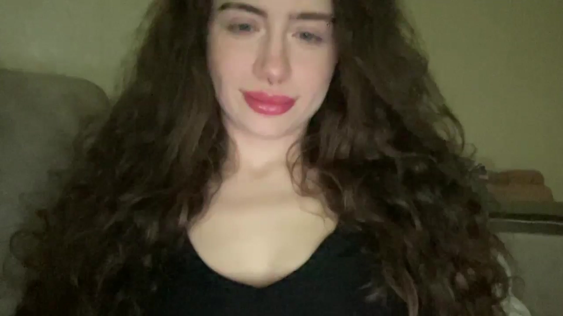 Gallery image thumbnail from CurlyDream's myfreecams stream on, 01/17/2026, 21:12 image 19 of 20