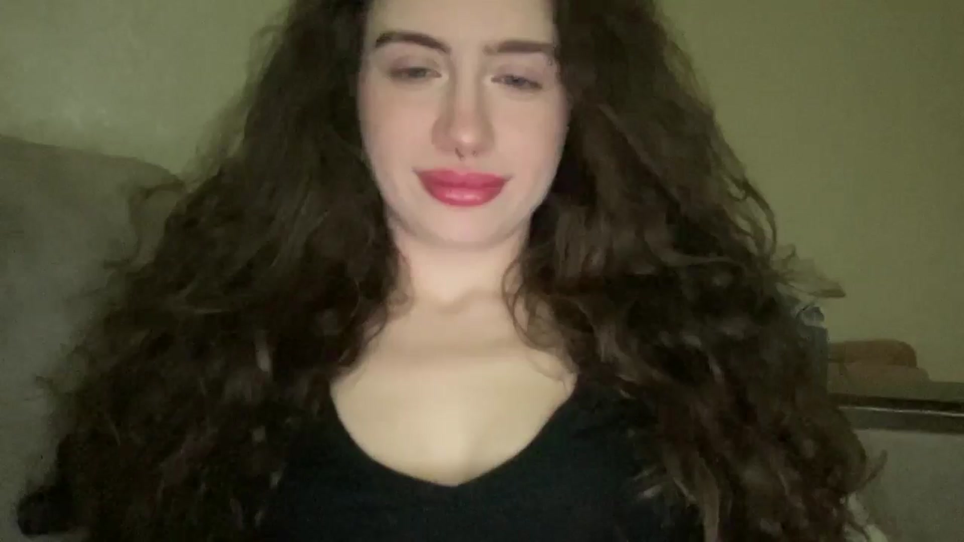 Gallery image thumbnail from CurlyDream's myfreecams stream on, 01/17/2026, 21:12 image 13 of 20