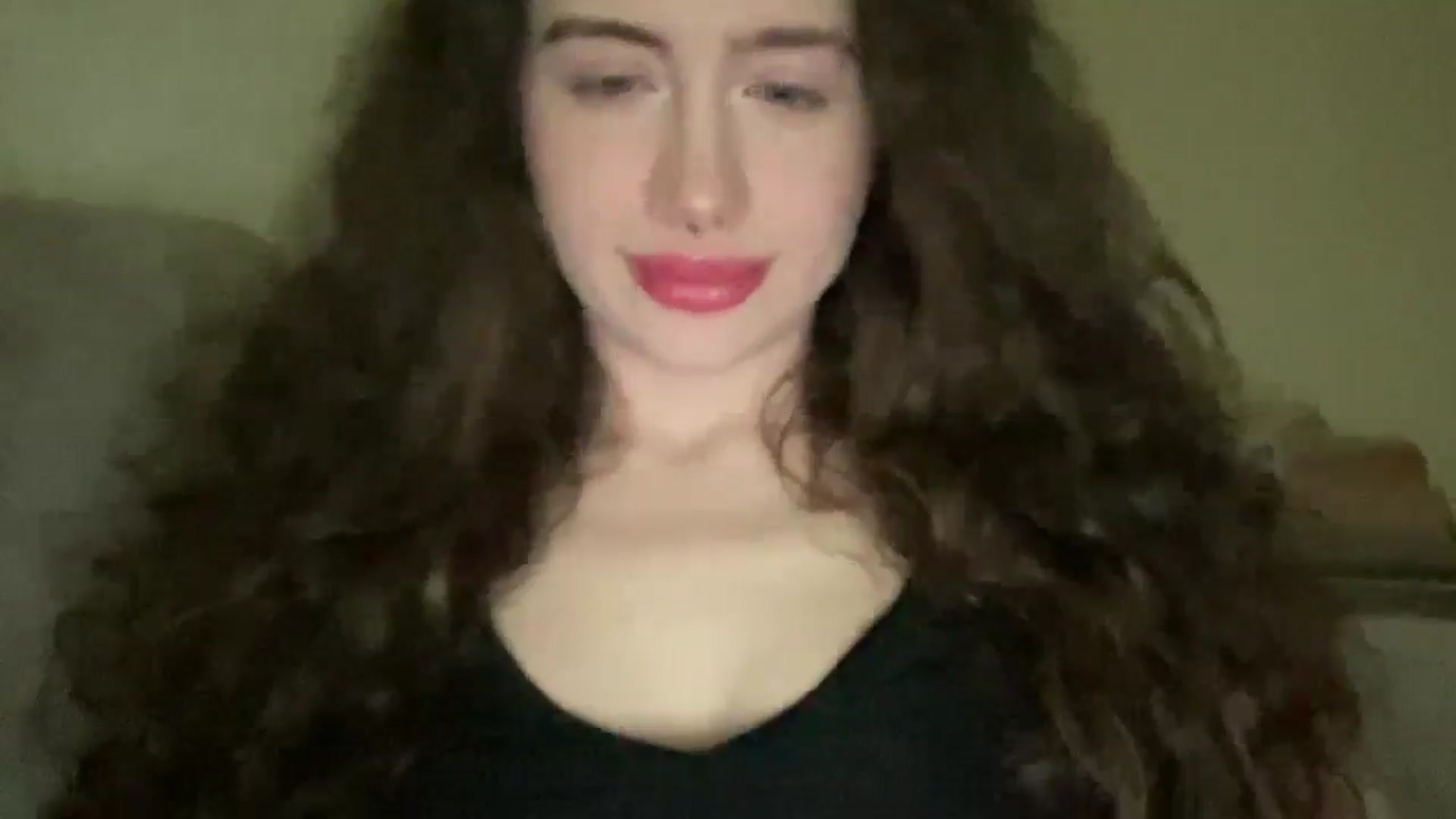 Gallery image thumbnail from CurlyDream's myfreecams stream on, 01/17/2026, 21:12 image 17 of 20
