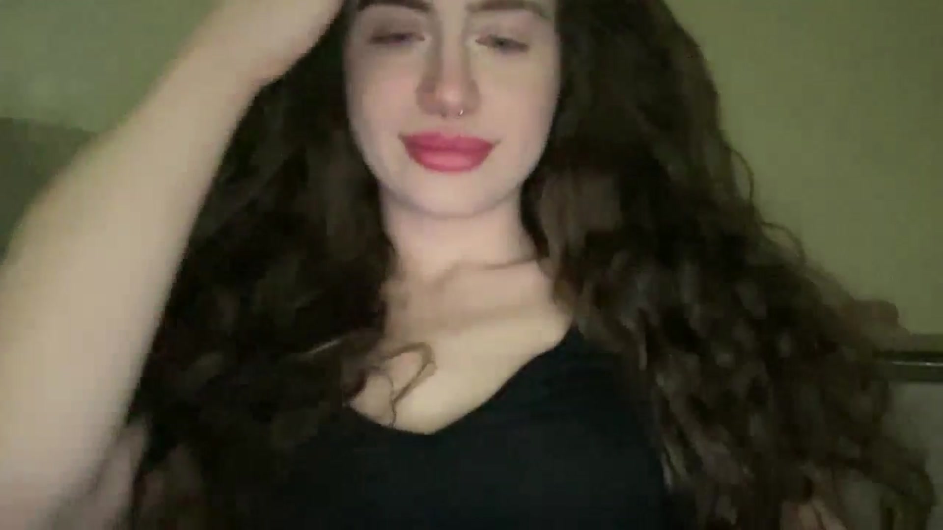 Gallery image thumbnail from CurlyDream's myfreecams stream on, 01/17/2026, 21:30 image 19 of 20