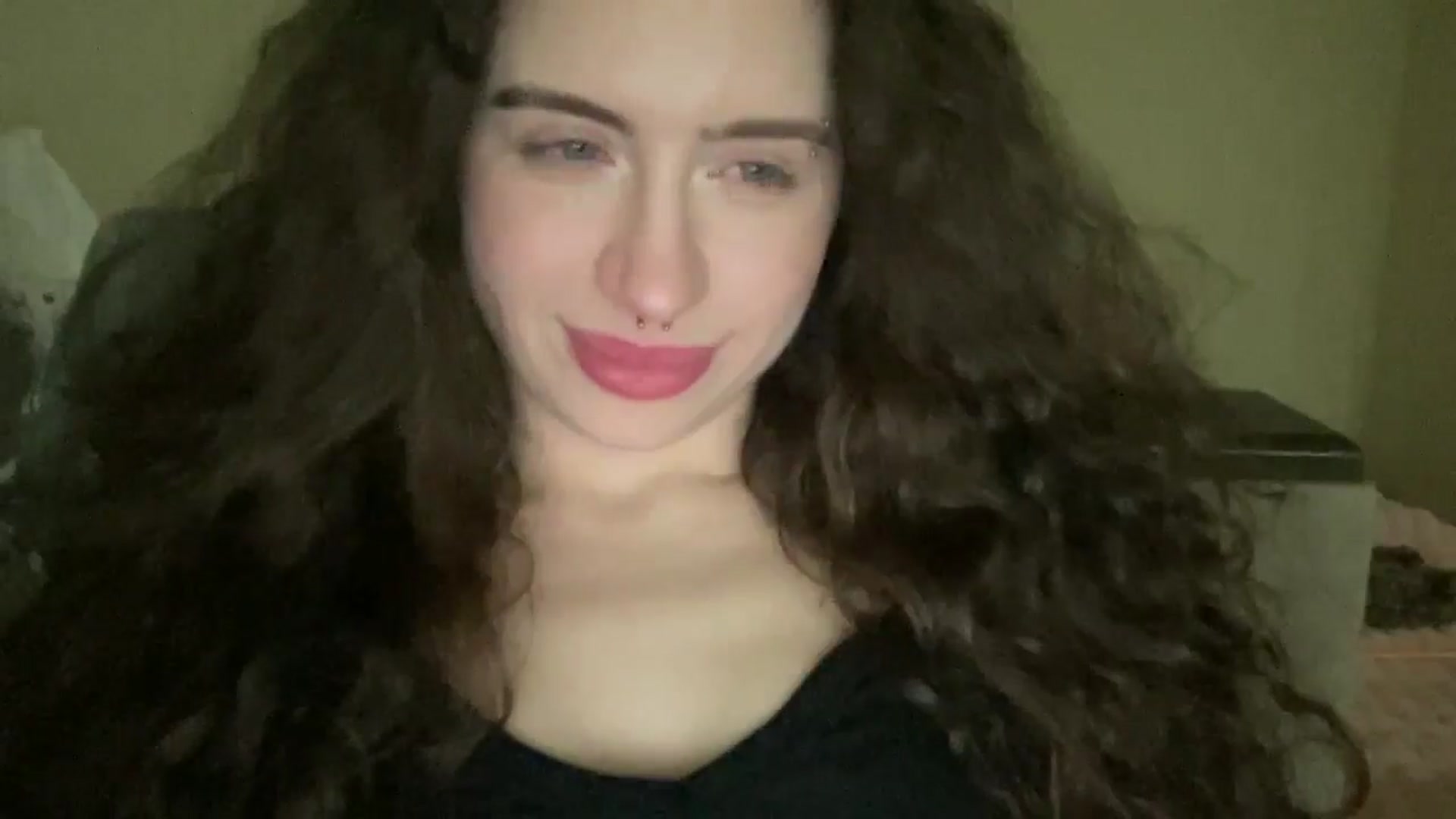 Gallery image thumbnail from CurlyDream's myfreecams stream on, 01/17/2026, 22:35 image 19 of 20