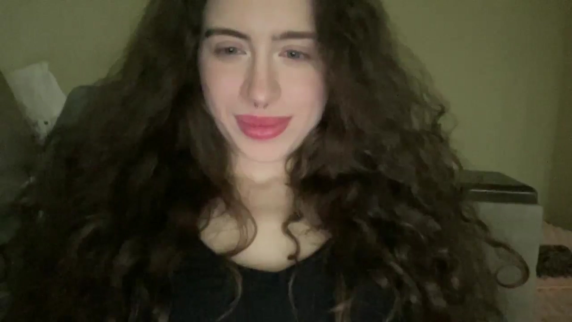 Gallery image thumbnail from CurlyDream's myfreecams stream on, 01/17/2026, 22:35 image 11 of 20