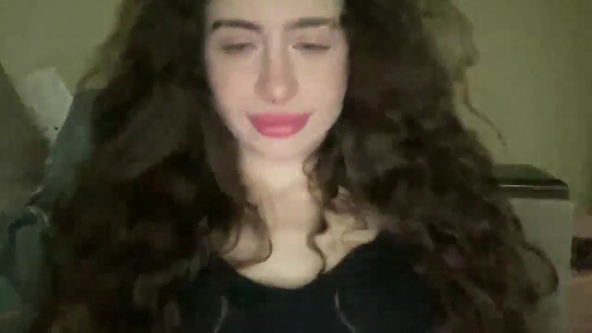 Gallery image thumbnail from CurlyDream's myfreecams stream on, 01/17/2026, 22:35 image 13 of 20