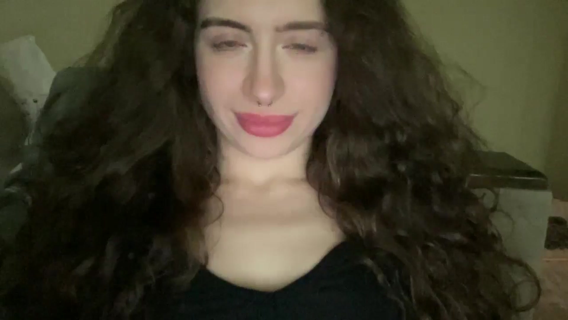 Gallery image thumbnail from CurlyDream's myfreecams stream on, 01/17/2026, 22:35 image 20 of 20