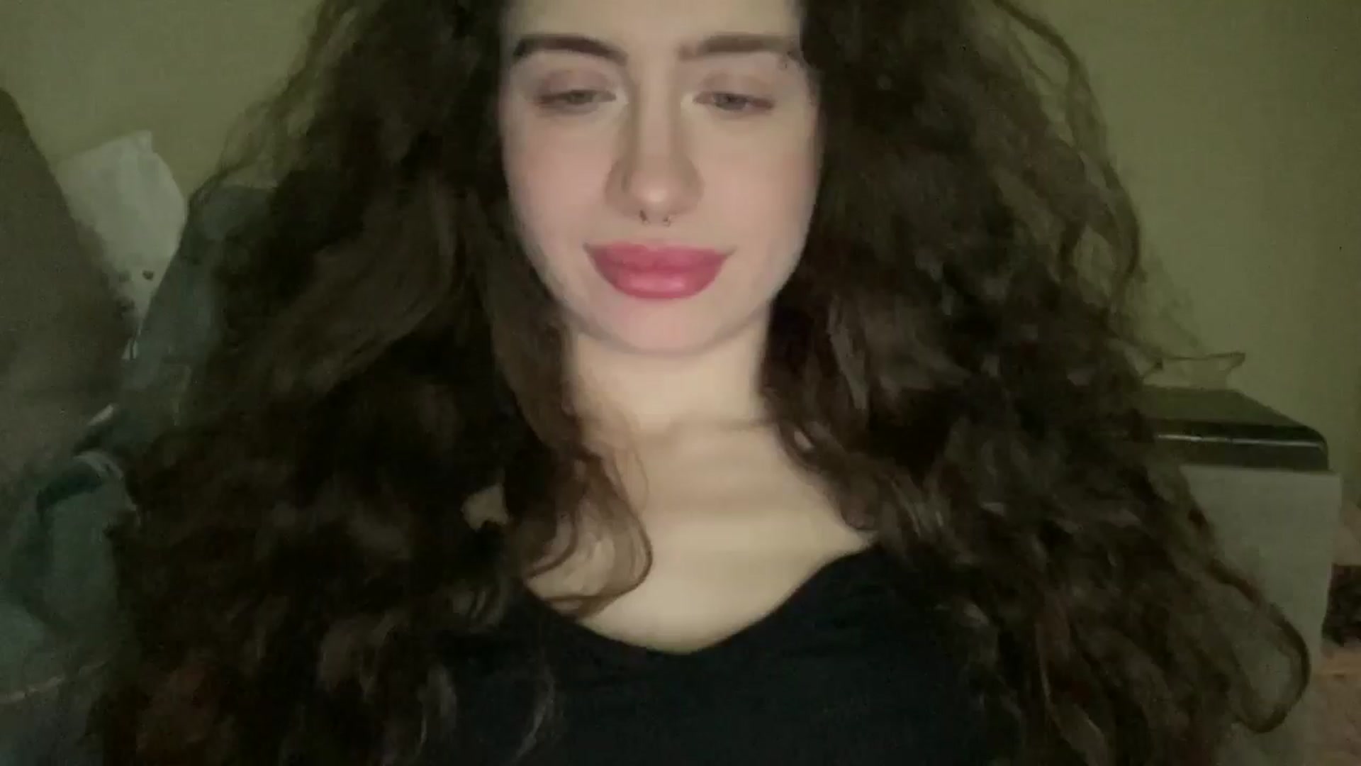 Gallery image thumbnail from CurlyDream's myfreecams stream on, 01/17/2026, 22:35 image 14 of 20